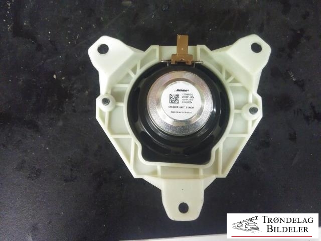 Bilstereo høyttaler til Nissan GT-R 2009-->>  (BOSE|281531JB0A|)