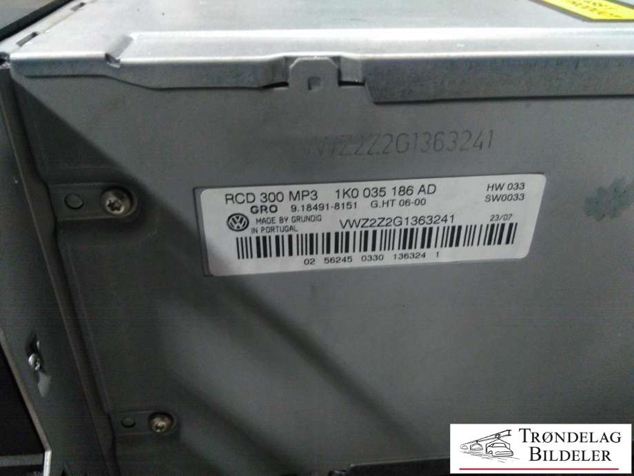 Bilstereo til VW Golf V, Combi 2003-2008  (1K0035186AD|918491-8151|)