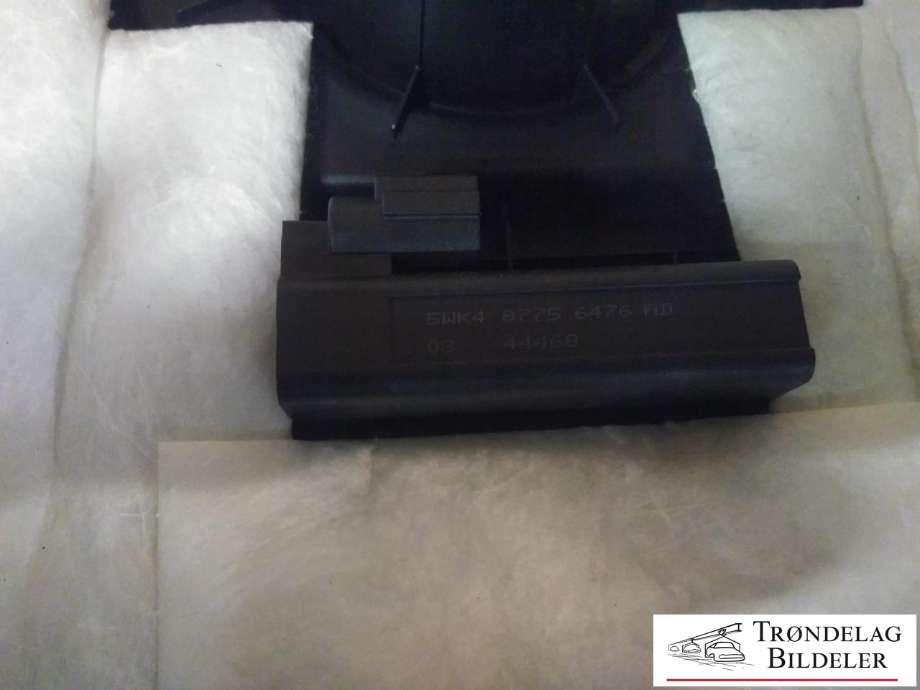 Dashbord koppholder til Nissan GT-R 2009-->>  