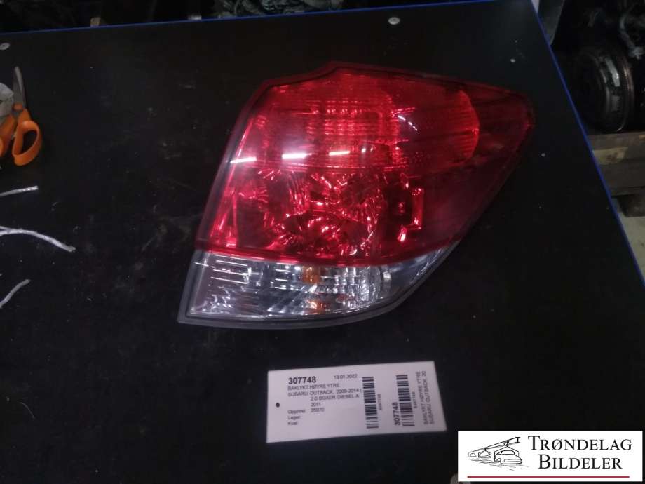 Baklykt høyre ytre til Subaru Outback, 2009-2014 (Type IV)  