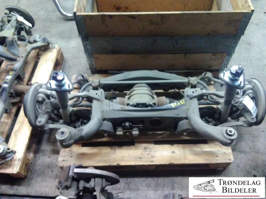 Bakstilling til Lexus RC, 2015-->>  (51206-30140)