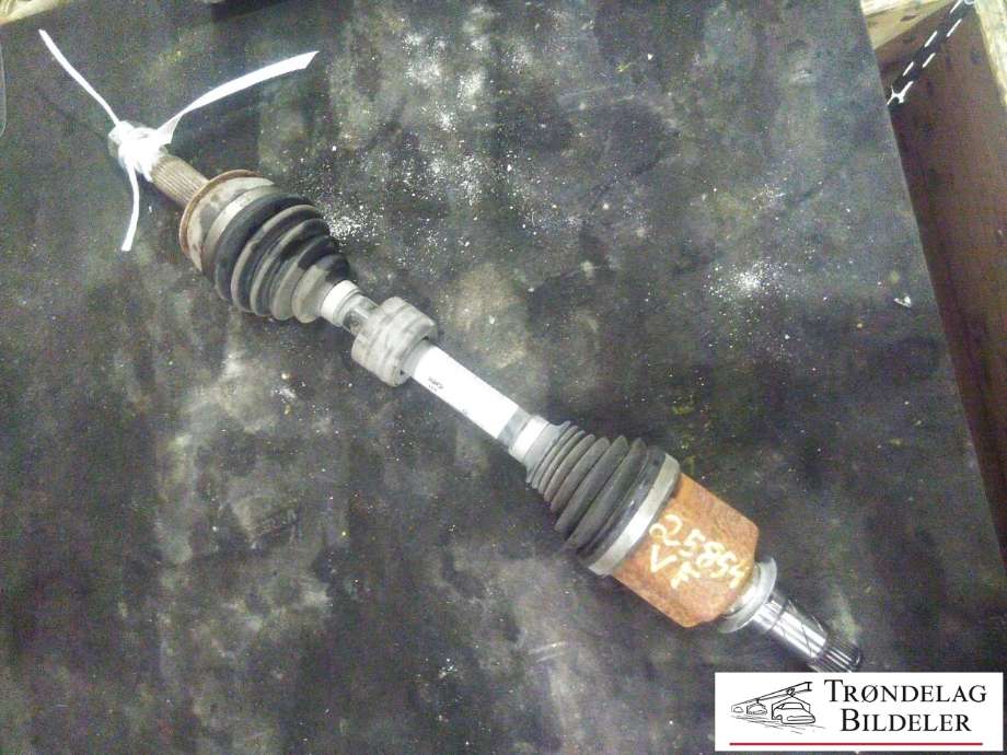 Drivaksel venstre foran, diesel/automat til Nissan Qashqai 2014-2021 (Type II)  (391015656R|201915841248|)