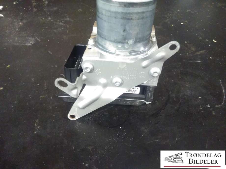 ABS sentral til BMW 3-Serie 2005-2011 (E90/E91/E92/E93) (E90/E91/E92/E93) (3451 6780161-01|3452 6780162-01|)