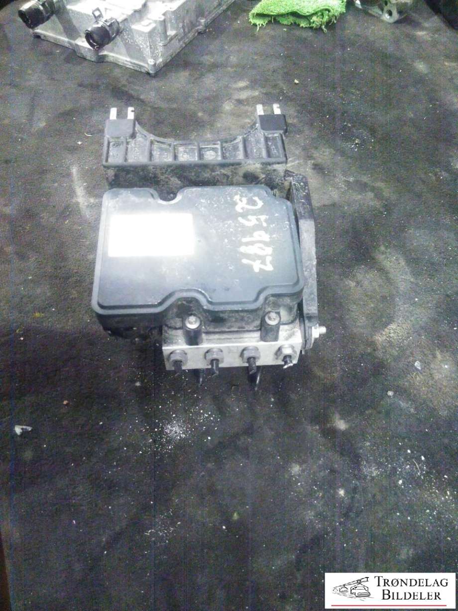 ABS sentral til Mercedes B-Klasse, electric drive 2014-2018 (W242) (W242) (TRW|A2424310812|)