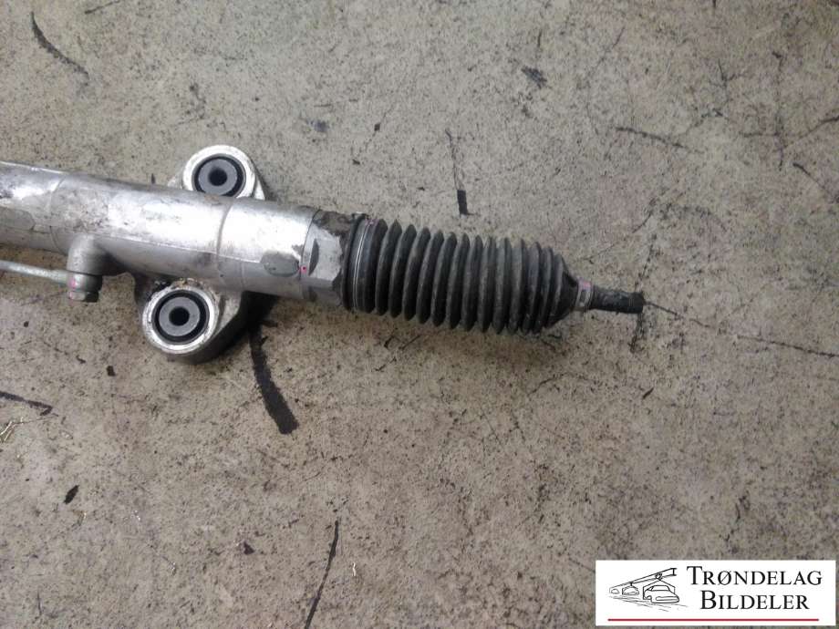 Tannstang til Nissan GT-R 2009-->>  (63B 0BD4|181002107213|)