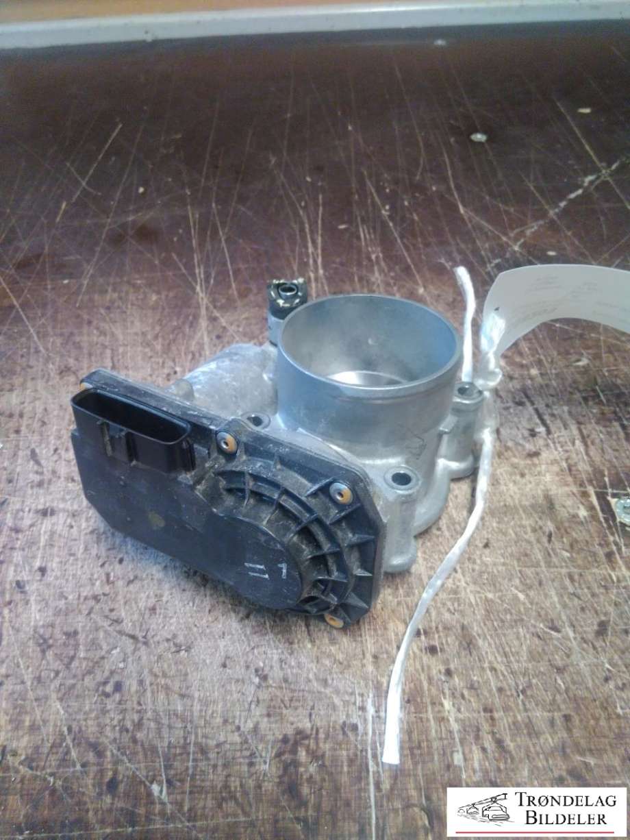 Spjeldhus til Toyota Verso 2009-2016 (Type III) (220300T050|)