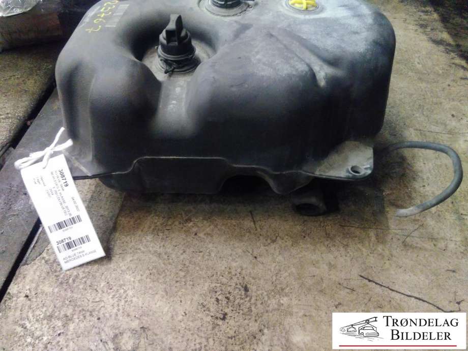 AdBlue tank til Mercedes E-Klasse 2013-2016 (Fase 2) (W212) (W212) (A 212 470 48 02|A 212 470 02 00|)