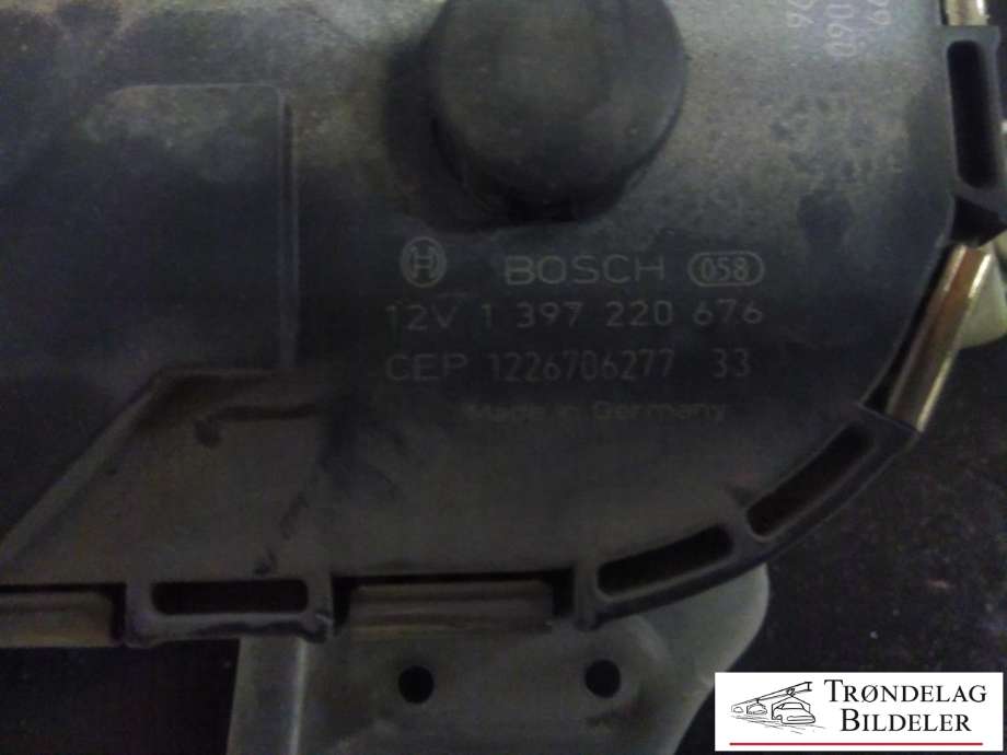 Viskermotor foran høyre til Ford Galaxy 2010-2015 (Type III, Fase 2) (BOSCH|1 397 220 676|3 397 021 485|)
