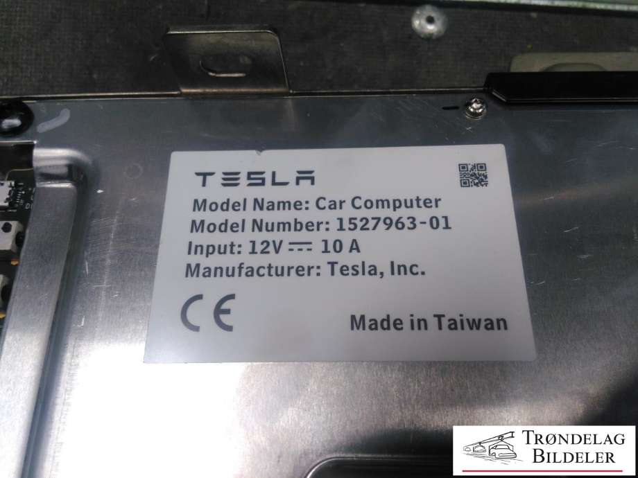 Styreenhet autopilot til Tesla Model 3 2018-2023 (Fase 1)  (1527963-01|1462554-01-H|B7S19241A00160)