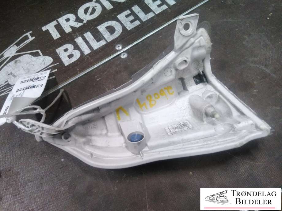 Frontlykt ytre venstre til Nissan Leaf 2011-2017 (Type I)  (VALEO|26185-3NL0A|)