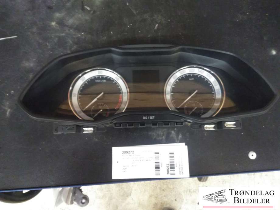 Instrumentpanel til Škoda Superb, 2015-->> (Type III)  (3V0 920 711B)