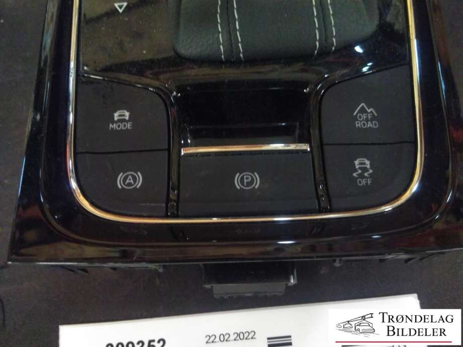 Girstang/girvelger automat til Škoda Kodiaq 2017-->>  (566 713 203 A|5VMA17669AE|566927225B)