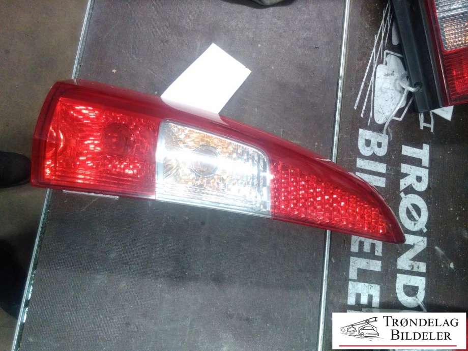 Baklykt venstre øvre til Volvo V70, 2005-2007 (Type II, Fase 2)