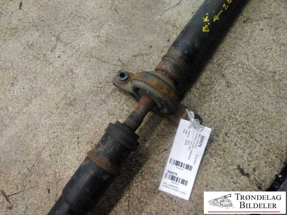 Mellomaksel til Subaru Legacy 2009-2015  (27111AJ010|27111AJ011|)