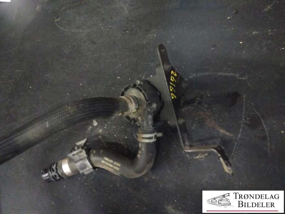 Varmeapparat ventil til Ford Mondeo 2014-2019 (Type V, Fase 1)  (FOMOCO|DG93-18D473-BD|)