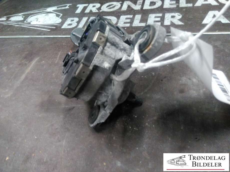 Viskermotor foran venstre til Ford Focus, electric 2012-2018 (BOSCH|BM51-7504-AL|0390248153|151780277631)