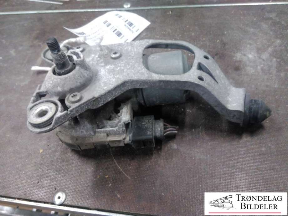 Viskermotor foran venstre til Ford Focus, electric 2012-2018 (BOSCH|BM51-7504-AL|0390248153|151780277631)