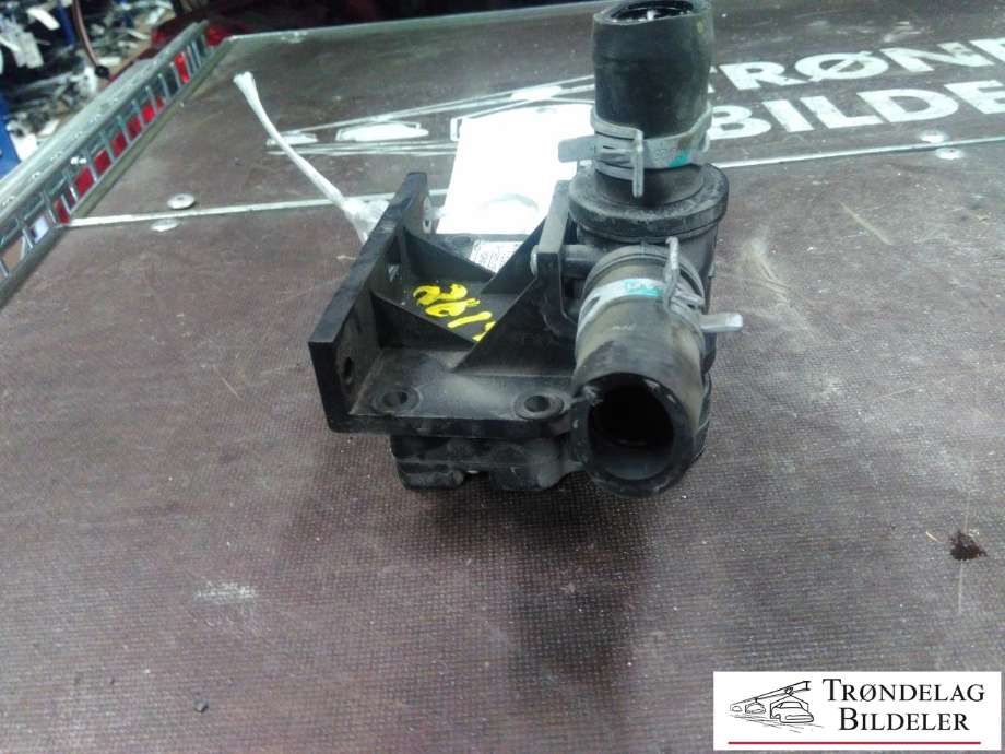 Sirkulasjonspumpe til Ford Focus, electric 2012-2018 (346-19-000134-AB|H42M-3200-001|)