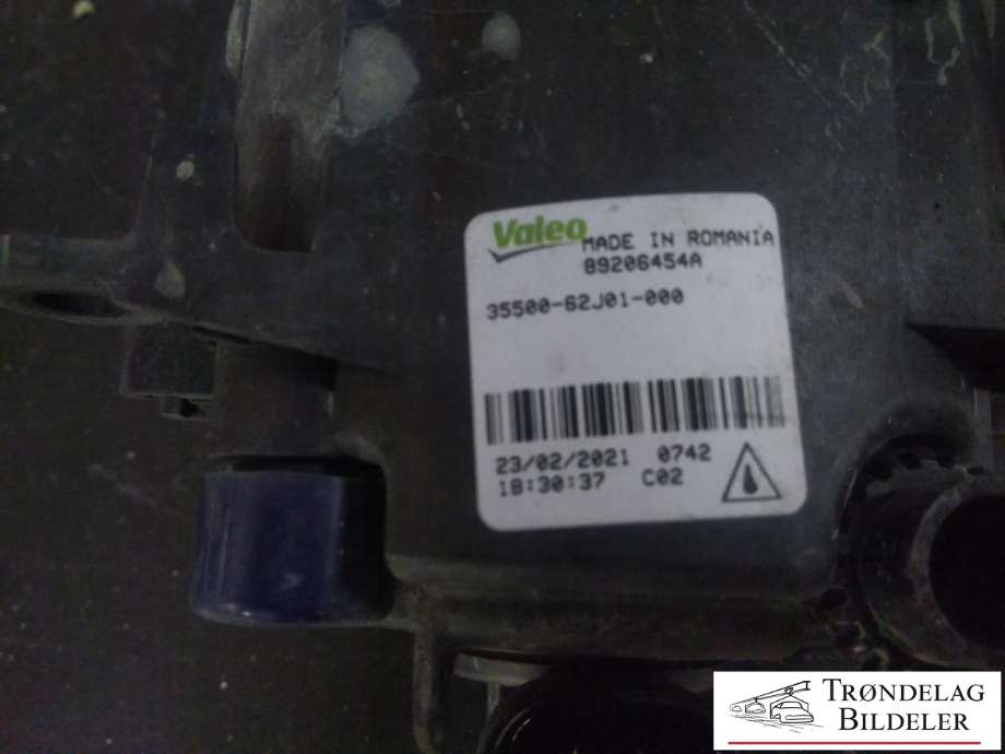 Tåkelykt høyre foran til Suzuki SX4 S-CROSS 2013-->> (Type II)  (VALEO|89206454A|3500-62J01-000|)