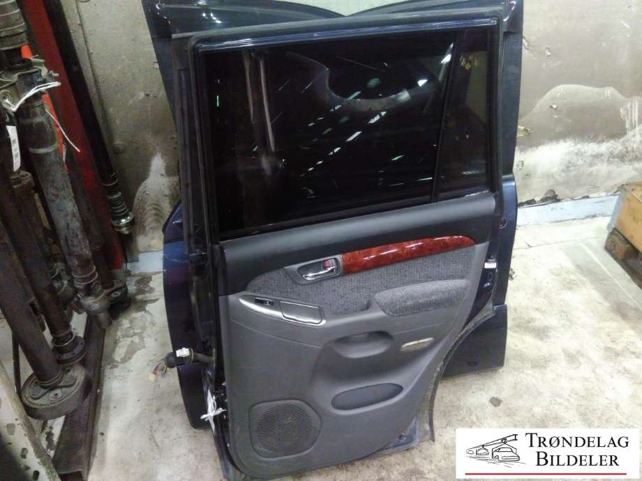 Dør høyre bak til Toyota Land Cruiser 120 2002-2009  (6700360260|)