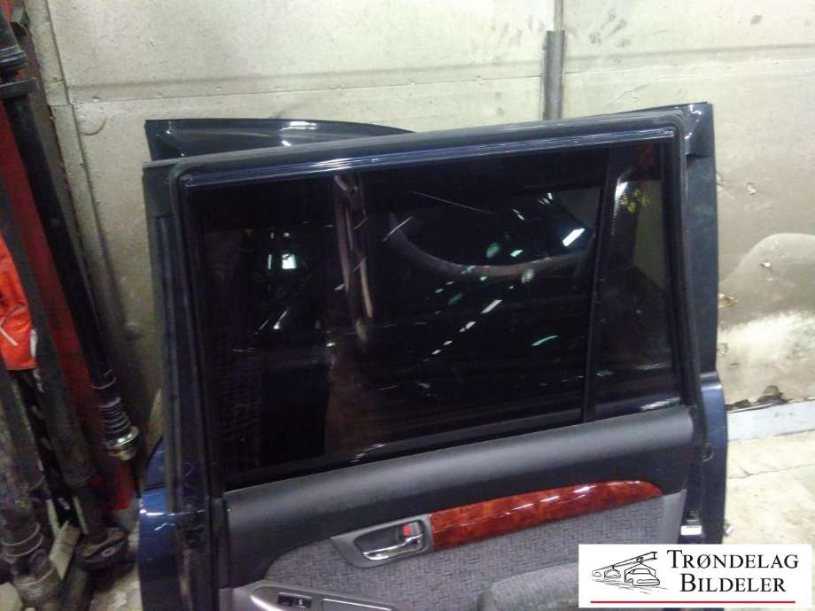 Dør høyre bak til Toyota Land Cruiser 120 2002-2009  (6700360260|)