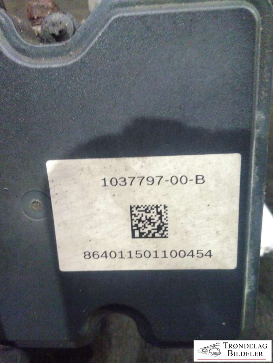 ABS sentral til Tesla Model S 2013-2016 (Fase 1) (BOSCH|1037797-00-B|864011501100454|)