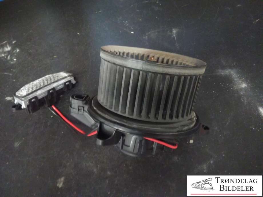 Varmeapparat motor til Mercedes B-Klasse 2019-->> (W247) (W247) (A2478308400|)