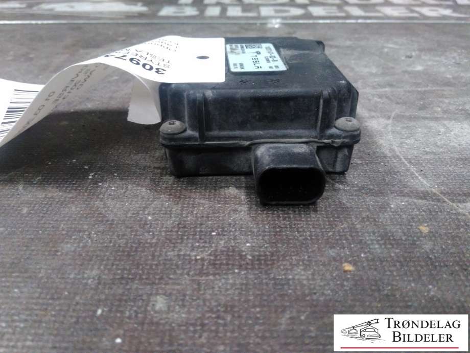 Styreenhet diverse til Tesla Model S 2013-2016 (Fase 1)  (1020147-00-B|PL01D06916|)