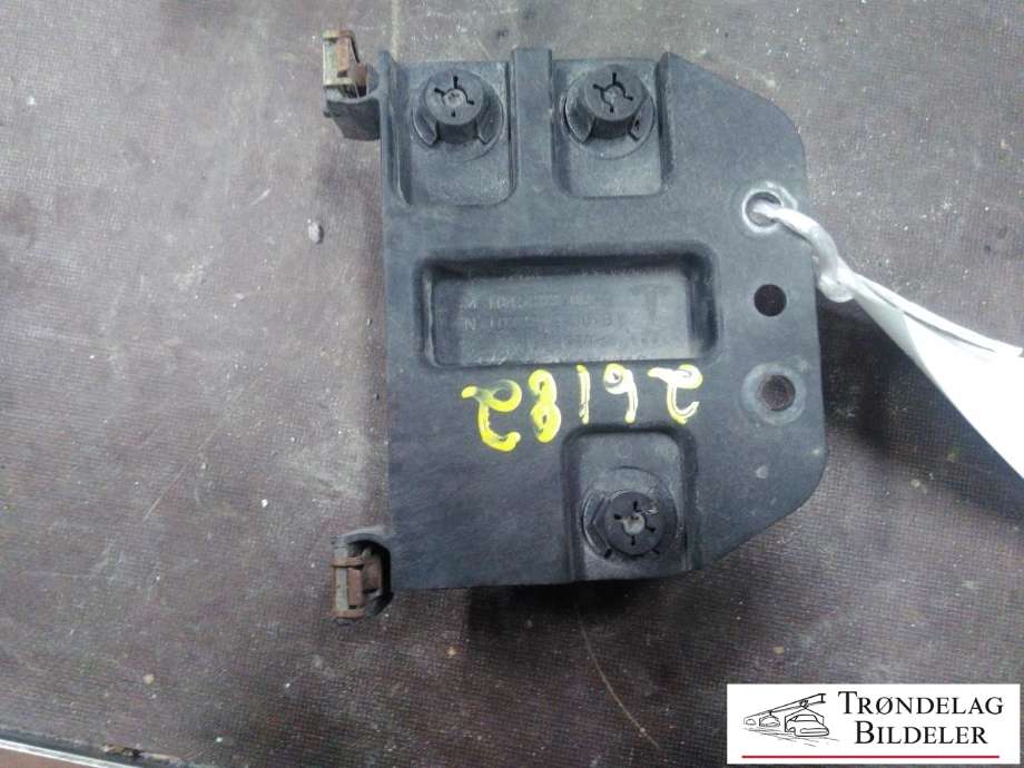 Sensor radar til Tesla Model S 2013-2016 (Fase 1)  (BOSCH|0203300327|39R05663|1038224-00-B)