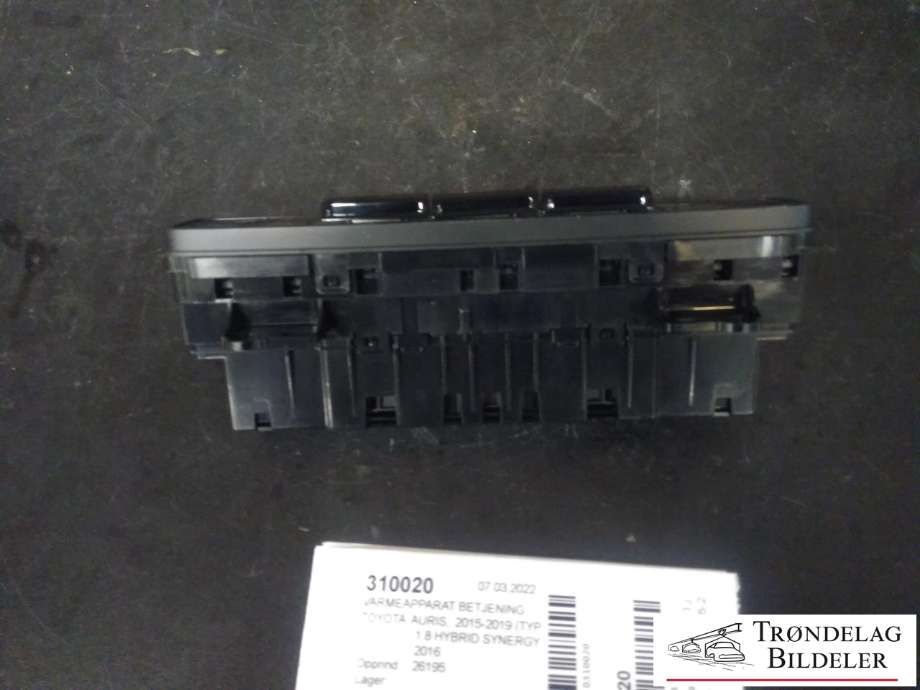 Varmeapparat betjening til Toyota Auris 2015-2019 (Type II, Fase 2)  (TOYOTA|697-2E54A|55900-02820|)