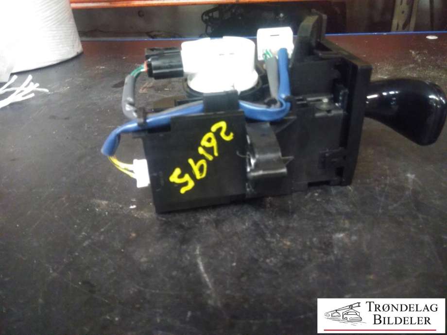 Girstang/girvelger automat til Toyota Auris 2015-2019 (Type II, Fase 2)  (750583-LHD|)