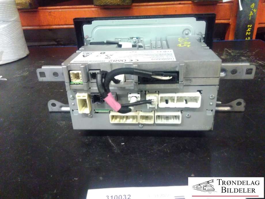Bilstereo til Toyota Auris 2015-2019 (Type II, Fase 2)  (86140-02400|CV-VS75F6AE|)