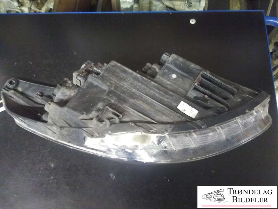 Frontlykt venstre halogen til Hyundai Ix35 2010-2015  (92101 2Y000|)