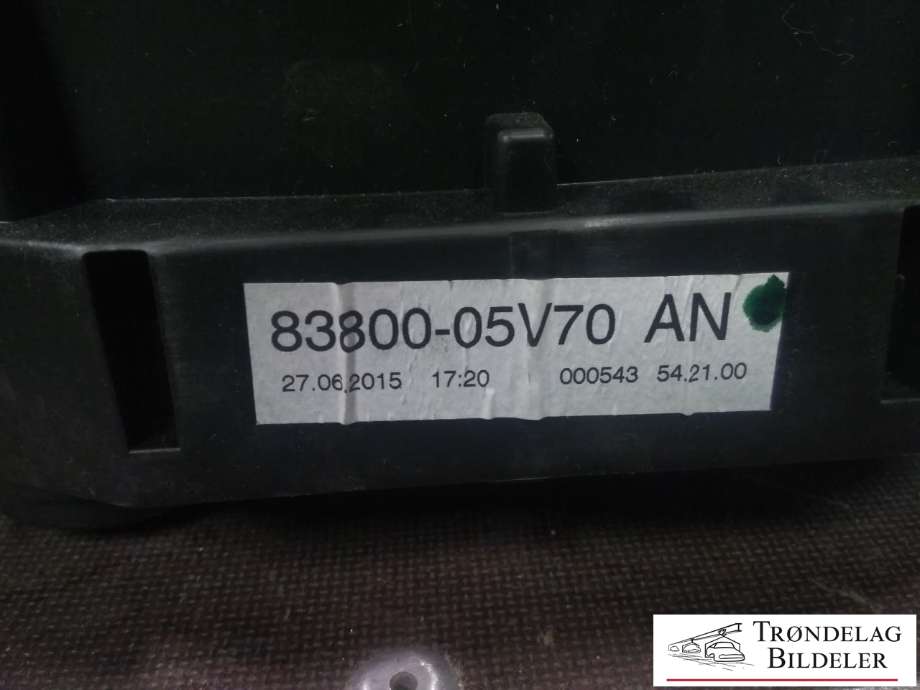 Instrumentpanel til Toyota Avensis 2015-2019 (Type III, Fase 2)  