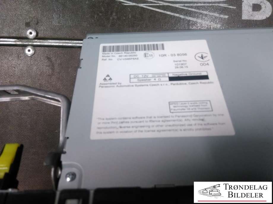 Bilstereo til Toyota Avensis 2015-2019 (Type III, Fase 2)  (TOYOTA|8614005250|CV-VS65F6AE|)