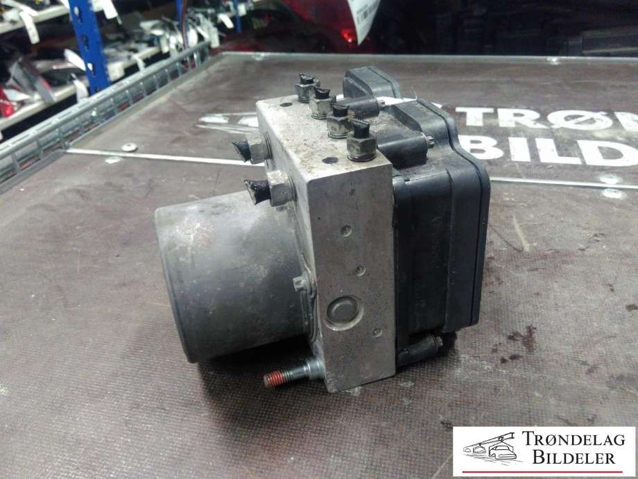 ABS sentral til Toyota Avensis 2015-2019 (Type III, Fase 2)  (44050-05180|)