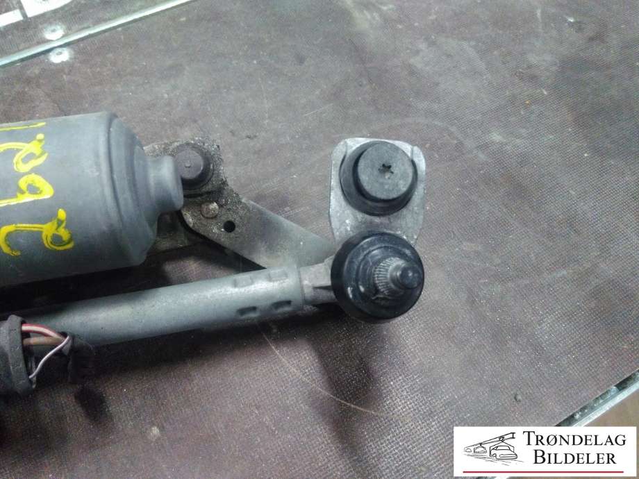 Viskermotor frontrute komplett m/overføring til VW Scirocco 2008-2013 (BOSCH/VW AG|1K8955119D|1397220924|0930224454)