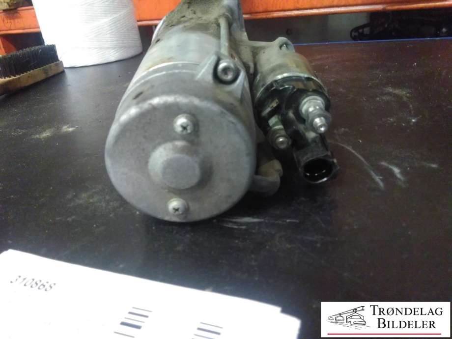 Starter diesel til VW Passat 2015-2019 (Fase 1) (B8) (B8) (VW AG|02E 911 024 J|02E 911 024 JX|02E 911 022 C|02E 911 022 CX|02E 911 023 Q|02E 911 023 QX|02E 911 023 T|02E 911 024 C|02E 911 024 CX|02E 911 024 H|)