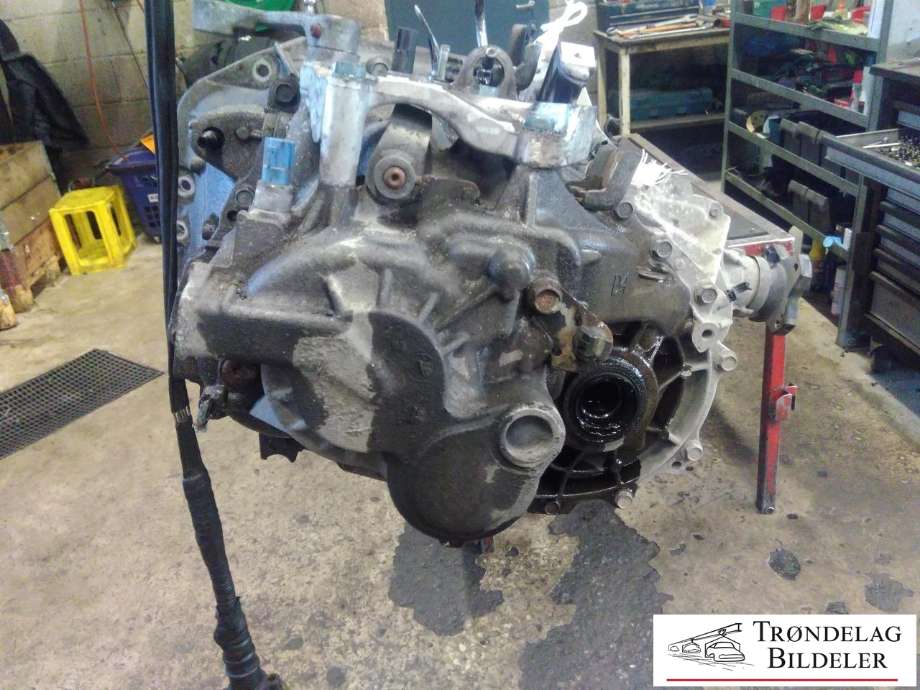 Girkasse 4WD komplett til Nissan Qashqai 2007-2010 (Type I, Fase 1)  (6MT|)