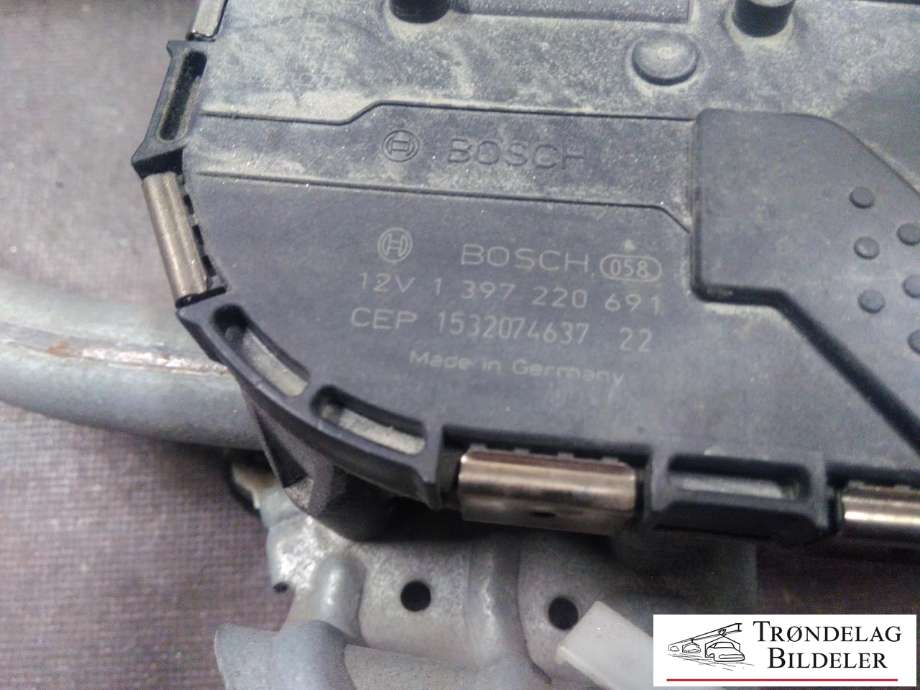 Viskermotor frontrute komplett m/overføring til VW Passat 2015-2019 (Fase 1) (B8) (B8) (BOSCH|1 397 220 694|3G1 955 023 C|)