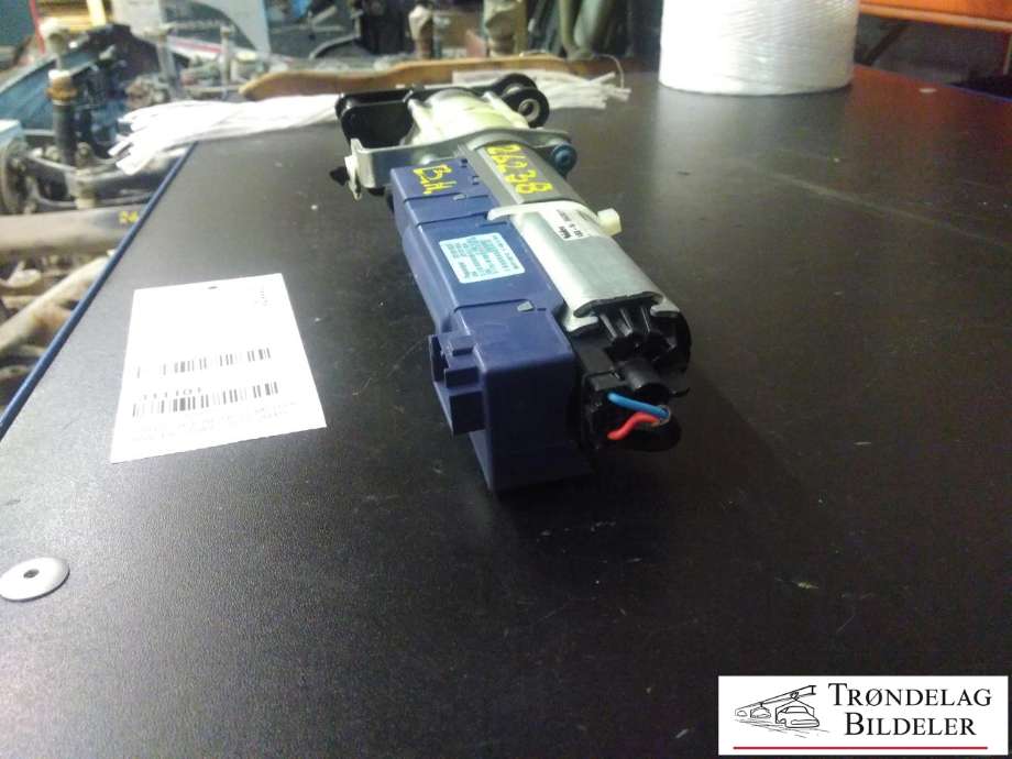 Baklukeåpner motor til VW Passat 2011-2015 (B7) (B7) (3C9827384J|)