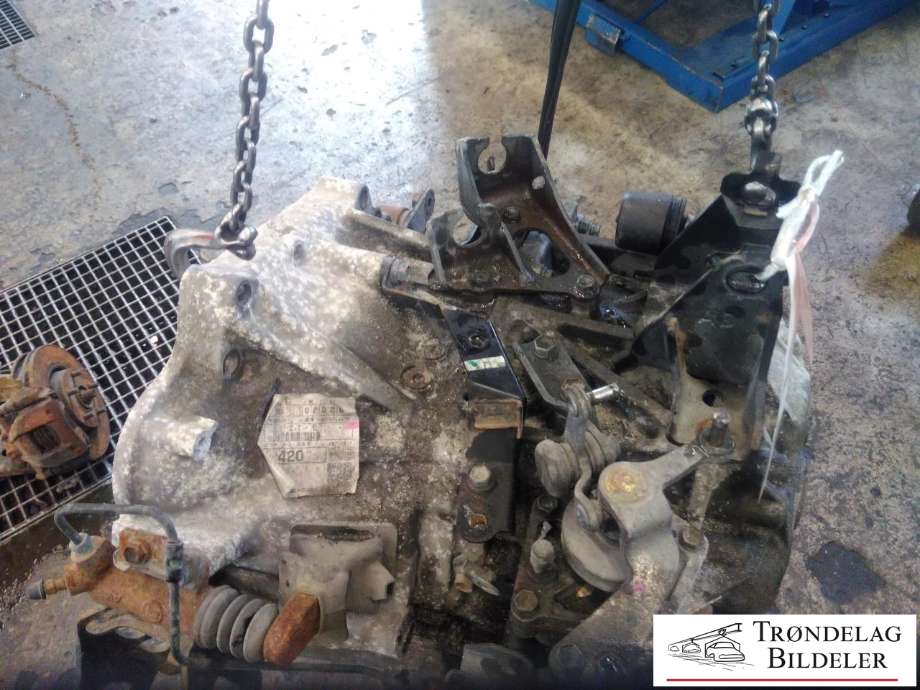 Girkasse manuell 6-trinn til Toyota Avensis 2009-2015 (Type III, Fase 1)  (30300-20A90|)