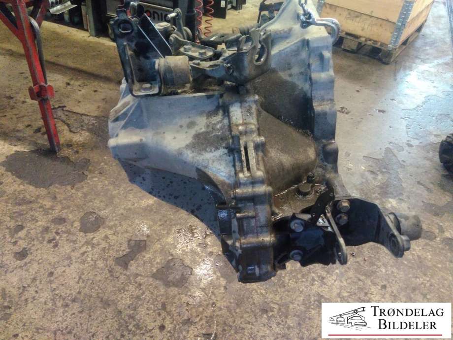 Girkasse manuell 6-trinn til Toyota Avensis 2009-2015 (Type III, Fase 1)  (30300-20A90|)