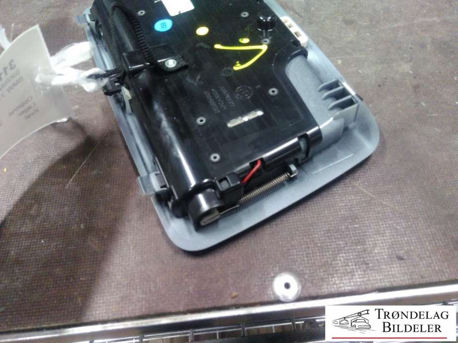 Dashbord diverse til BMW 7-Serie 2015-->> (G11/G12) (G11/G12) (BMW|09539 001|7 424 501|)