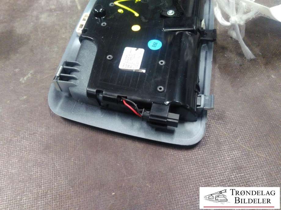 Dashbord diverse til BMW 7-Serie 2015-->> (G11/G12) (G11/G12) (BMW|09539 001|7 424 501|)