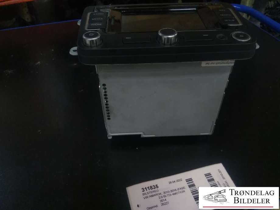 Bilstereo til VW Amarok 2010-2016 (Type I, Fase 1)  (3C8 035 279 F|VMZAZ2P0188902|)