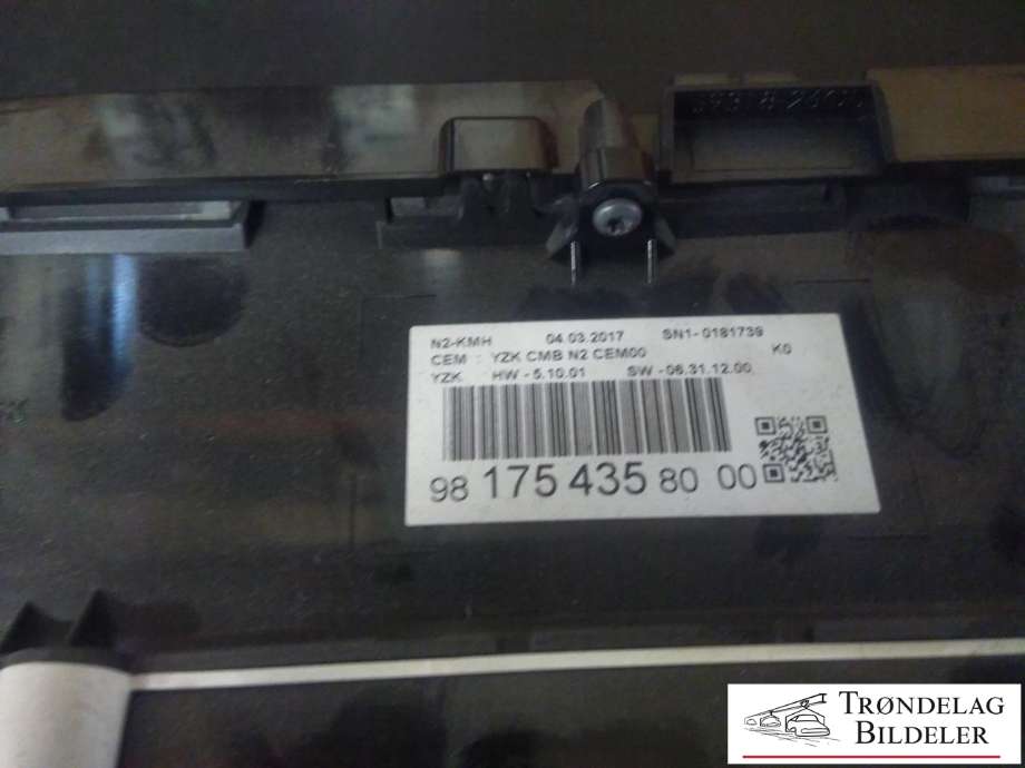 Instrumentpanel til Toyota Proace 2016-->> (Type II)  (98 175 435 80 00|)