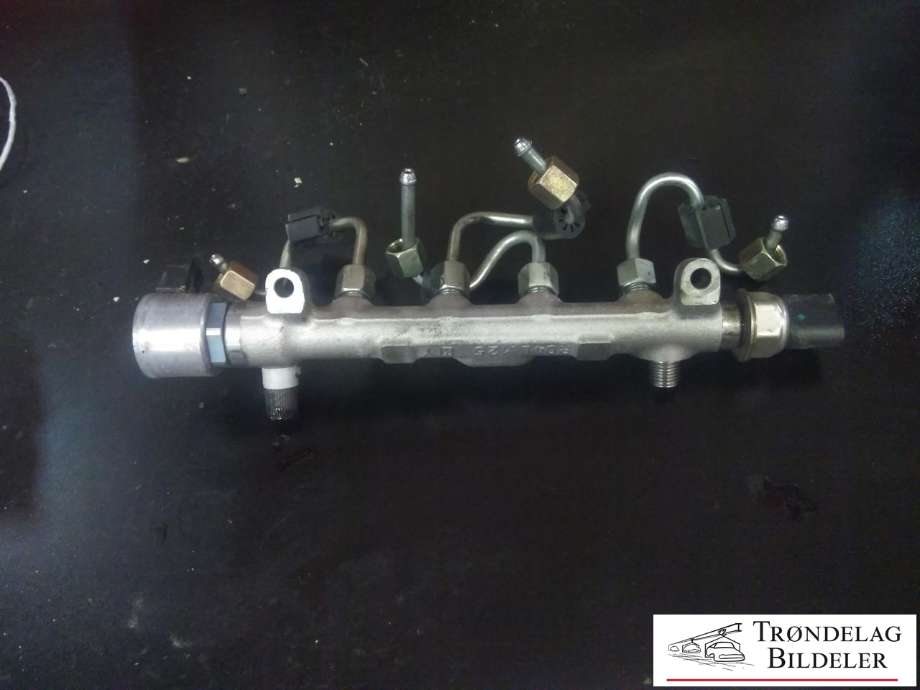 Dyseskinne (fuelrail) til Škoda Kodiaq 2017-->> (04L089|0067638|)