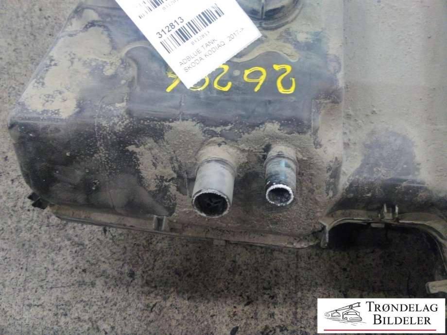 AdBlue tank til Škoda Kodiaq 2017-->>  (5QF 131 877 L|5QF 131 877 P|)