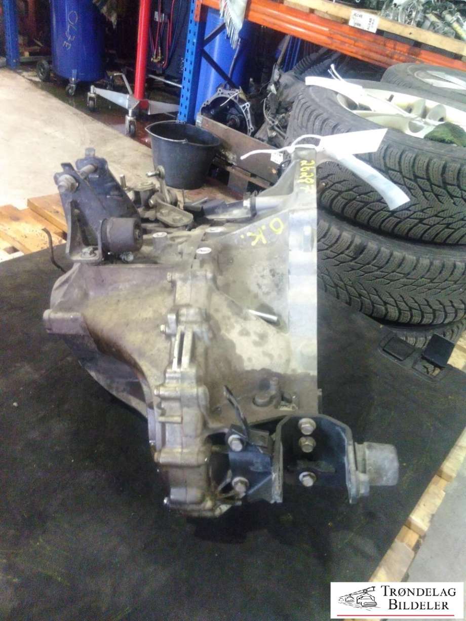 Girkasse manuell 6-trinn til Toyota Avensis 2009-2015 (Type III, Fase 1)  (30300-20A90|)